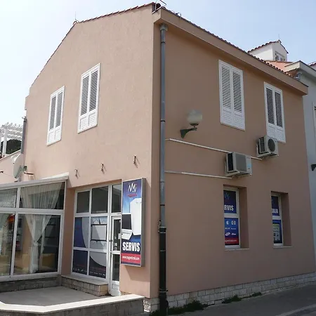 Apartment Apatment Ljubica Rab Town